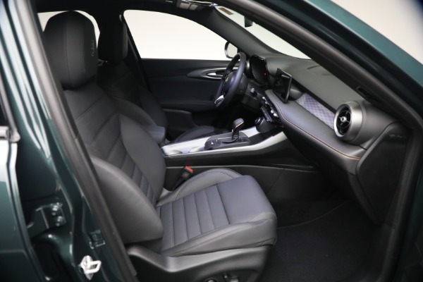 New 2026 Alfa Romeo Tonale Sprint for sale $46,530 at Bentley Greenwich in Greenwich CT 06830 14