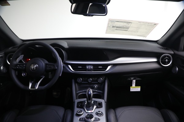 New 2026 Alfa Romeo Stelvio Veloce for sale $61,465 at Bentley Greenwich in Greenwich CT 06830 22