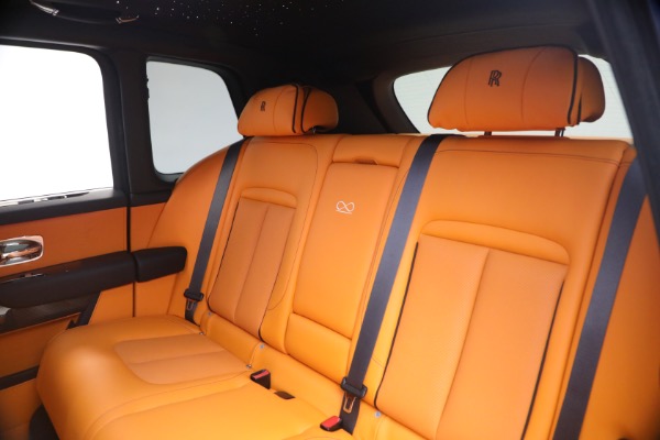 Used 2024 Rolls-Royce Black Badge Cullinan for sale $399,900 at Bentley Greenwich in Greenwich CT 06830 18