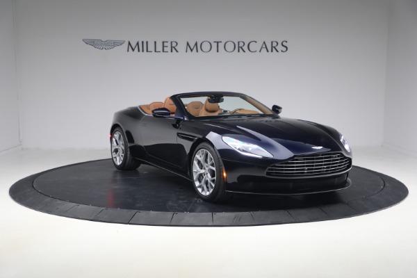 Used 2019 Aston Martin DB11 Volante for sale $121,900 at Bentley Greenwich in Greenwich CT 06830 11