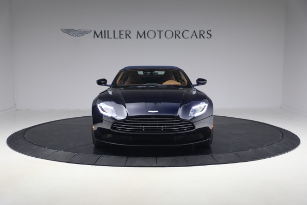 Used 2019 Aston Martin DB11 Volante for sale $121,900 at Bentley Greenwich in Greenwich CT 06830 24