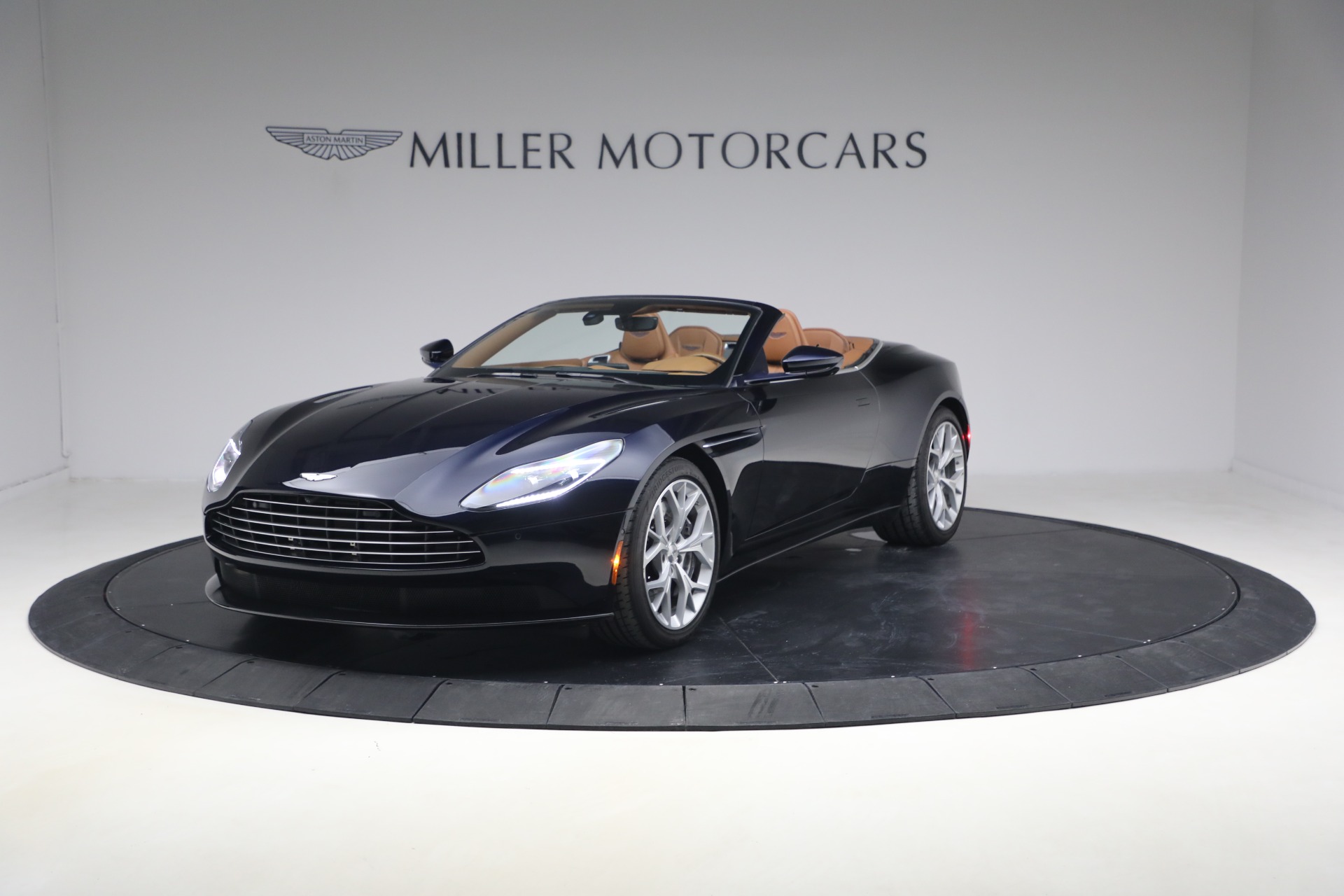 Used 2019 Aston Martin DB11 Volante for sale $121,900 at Bentley Greenwich in Greenwich CT 06830 1