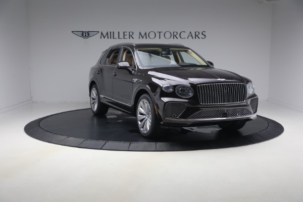 New 2026 Bentley Bentayga Azure V8 for sale $295,365 at Bentley Greenwich in Greenwich CT 06830 11