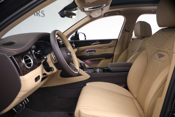New 2026 Bentley Bentayga Azure V8 for sale $295,365 at Bentley Greenwich in Greenwich CT 06830 20