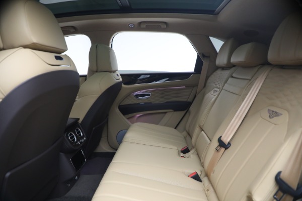 New 2026 Bentley Bentayga Azure V8 for sale $295,365 at Bentley Greenwich in Greenwich CT 06830 23