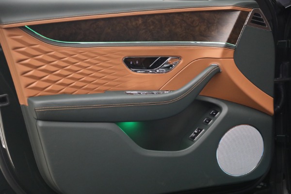 New 2026 Bentley Flying Spur Azure for sale $343,330 at Bentley Greenwich in Greenwich CT 06830 18