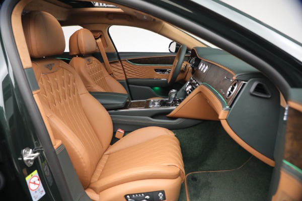 New 2026 Bentley Flying Spur Azure for sale $343,330 at Bentley Greenwich in Greenwich CT 06830 28