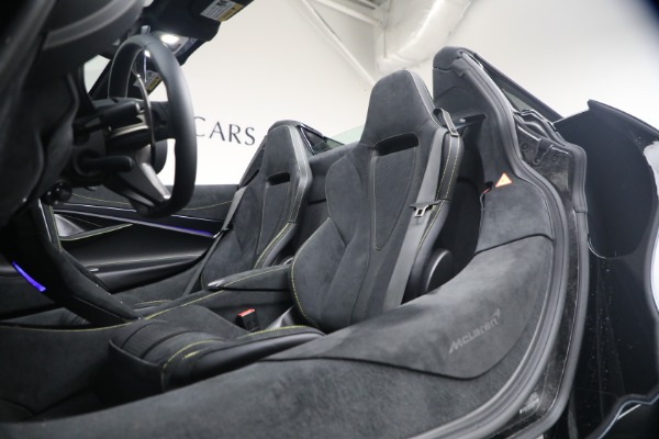 New 2026 McLaren 750S Spider Performance for sale $434,250 at Bentley Greenwich in Greenwich CT 06830 22