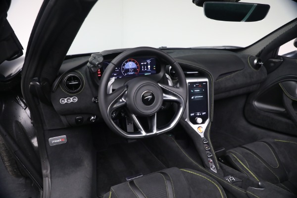New 2026 McLaren 750S Spider Performance for sale $434,250 at Bentley Greenwich in Greenwich CT 06830 24