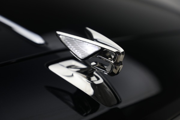 New 2026 Bentley Flying Spur Azure for sale $318,975 at Bentley Greenwich in Greenwich CT 06830 13