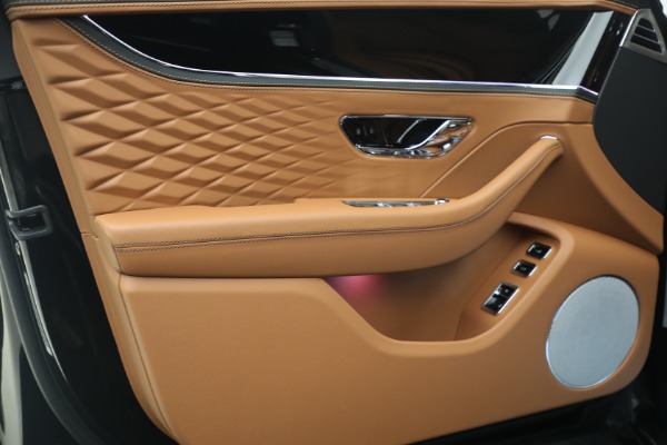 New 2026 Bentley Flying Spur Azure for sale $318,975 at Bentley Greenwich in Greenwich CT 06830 18