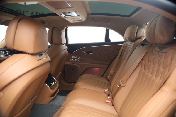 New 2026 Bentley Flying Spur Azure for sale $318,975 at Bentley Greenwich in Greenwich CT 06830 23