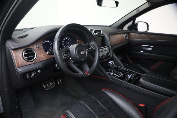 Used 2022 Bentley Bentayga V8 for sale $151,900 at Bentley Greenwich in Greenwich CT 06830 18