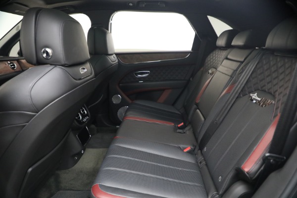 Used 2022 Bentley Bentayga V8 for sale $151,900 at Bentley Greenwich in Greenwich CT 06830 22