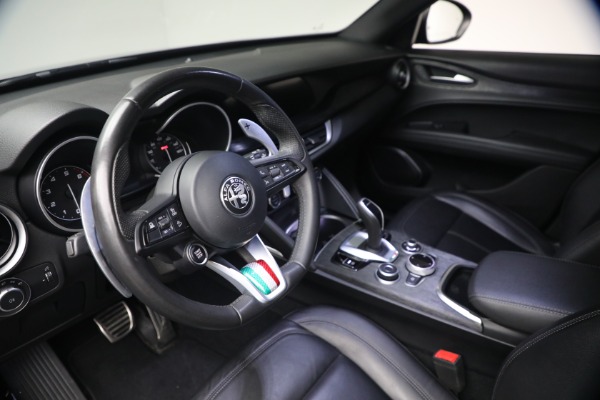 Used 2022 Alfa Romeo Stelvio Sprint for sale $24,900 at Bentley Greenwich in Greenwich CT 06830 13