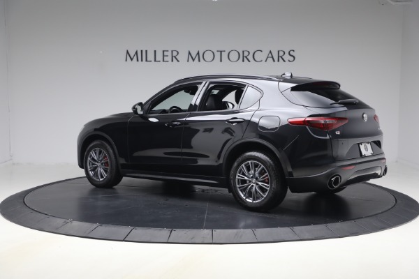 Used 2022 Alfa Romeo Stelvio Sprint for sale $24,900 at Bentley Greenwich in Greenwich CT 06830 4