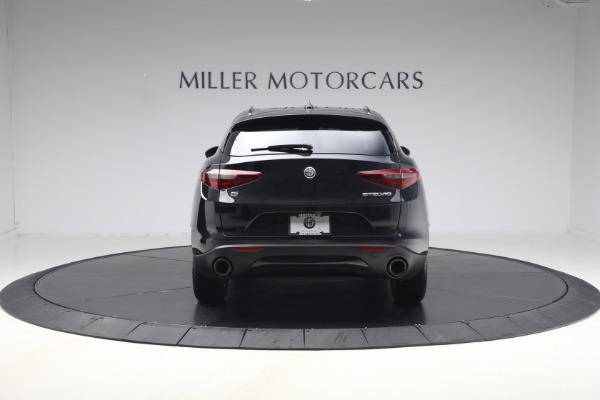 Used 2022 Alfa Romeo Stelvio Sprint for sale $24,900 at Bentley Greenwich in Greenwich CT 06830 6
