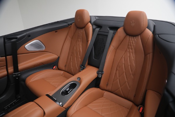New 2026 Maserati GranCabrio Modena for sale $174,385 at Bentley Greenwich in Greenwich CT 06830 22
