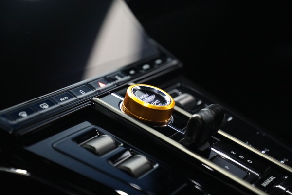 New 2026 Aston Martin Vantage S for sale $251,000 at Bentley Greenwich in Greenwich CT 06830 23