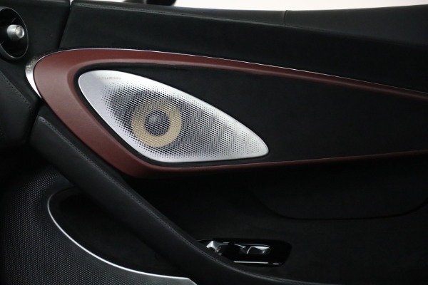 Used 2023 McLaren GT Pioneer for sale $169,900 at Bentley Greenwich in Greenwich CT 06830 27