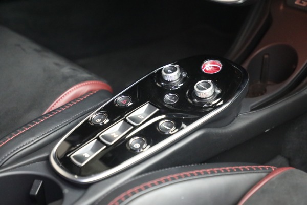 Used 2023 McLaren GT Pioneer for sale $169,900 at Bentley Greenwich in Greenwich CT 06830 28