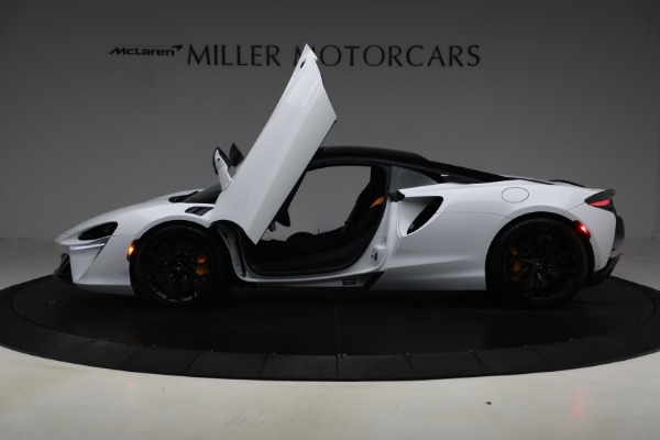 Used 2023 McLaren Artura for sale $184,900 at Bentley Greenwich in Greenwich CT 06830 15