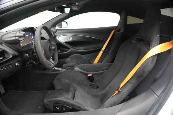 Used 2023 McLaren Artura for sale $184,900 at Bentley Greenwich in Greenwich CT 06830 23