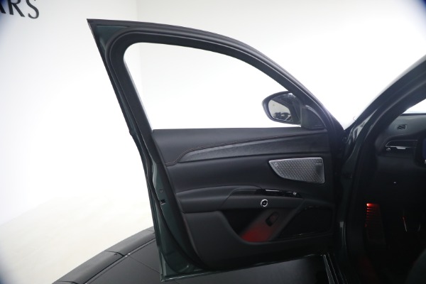 New 2026 Maserati Grecale Modena for sale $97,425 at Bentley Greenwich in Greenwich CT 06830 23