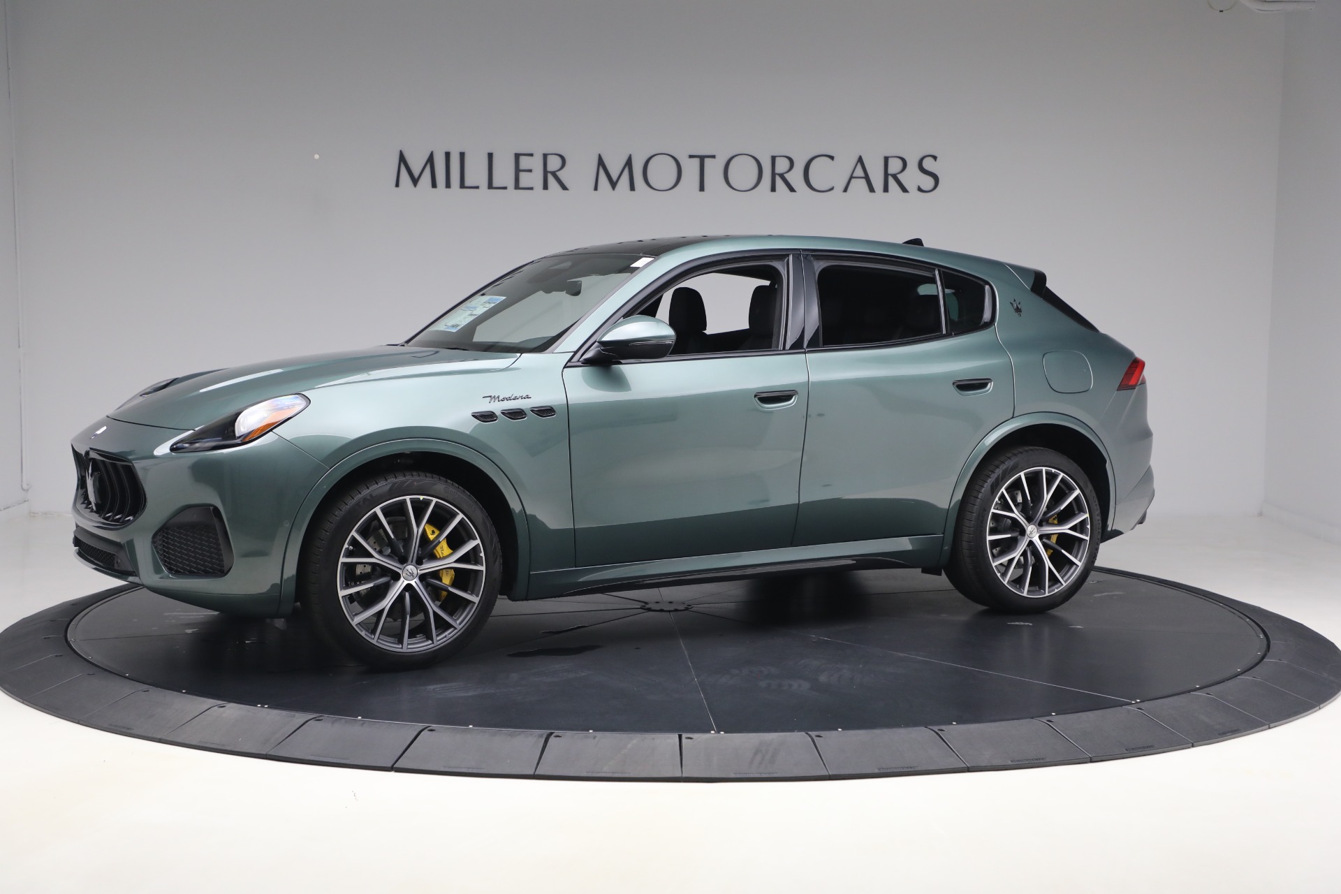 New 2026 Maserati Grecale Modena for sale $97,425 at Bentley Greenwich in Greenwich CT 06830 1