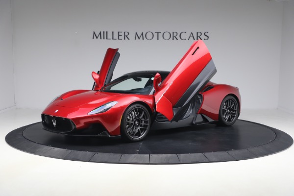 Used 2022 Maserati MC20 for sale $175,900 at Bentley Greenwich in Greenwich CT 06830 13