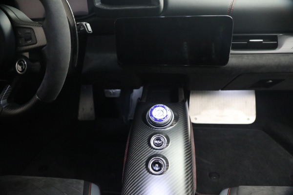 Used 2022 Maserati MC20 for sale $175,900 at Bentley Greenwich in Greenwich CT 06830 21