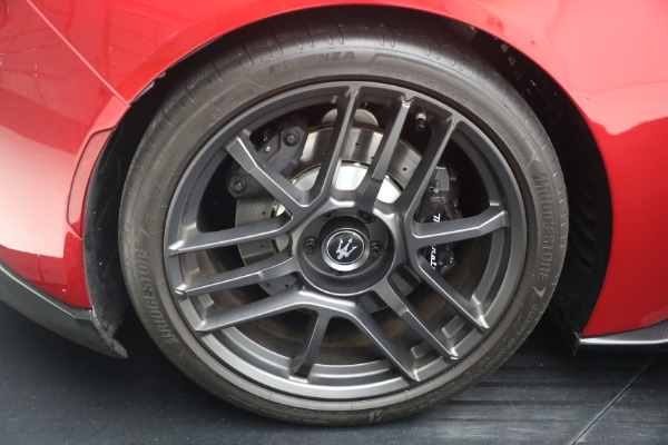 Used 2022 Maserati MC20 for sale $175,900 at Bentley Greenwich in Greenwich CT 06830 23