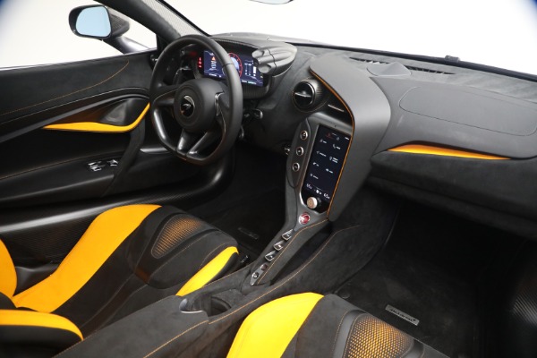 Used 2024 McLaren 750S Performance for sale $328,900 at Bentley Greenwich in Greenwich CT 06830 26