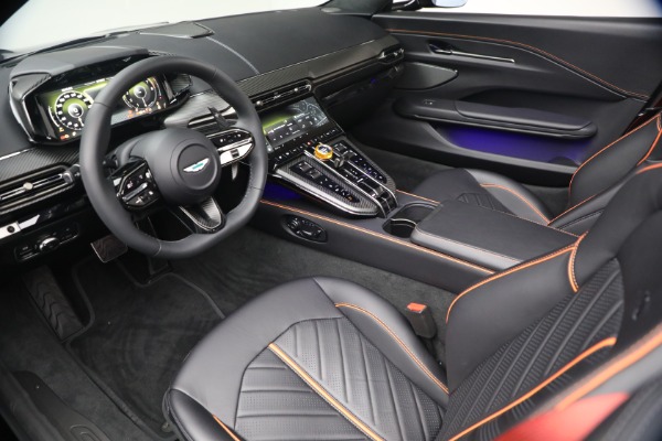 New 2026 Aston Martin Vantage S Roadster for sale $272,300 at Bentley Greenwich in Greenwich CT 06830 26