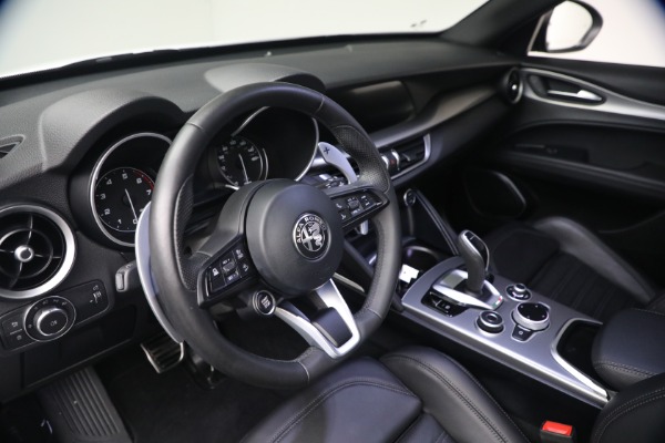 Used 2023 Alfa Romeo Stelvio Veloce for sale $32,900 at Bentley Greenwich in Greenwich CT 06830 13