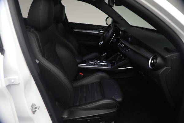 Used 2023 Alfa Romeo Stelvio Veloce for sale $32,900 at Bentley Greenwich in Greenwich CT 06830 16