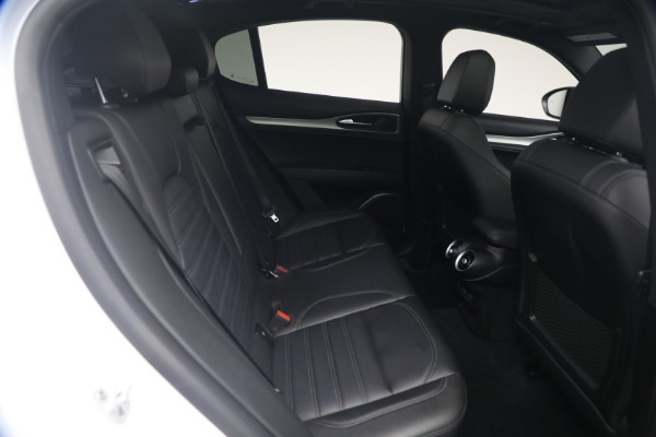 Used 2023 Alfa Romeo Stelvio Veloce for sale $32,900 at Bentley Greenwich in Greenwich CT 06830 18