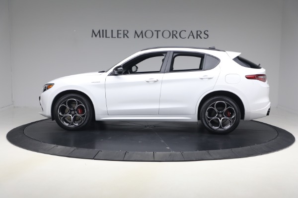 Used 2023 Alfa Romeo Stelvio Veloce for sale $32,900 at Bentley Greenwich in Greenwich CT 06830 2