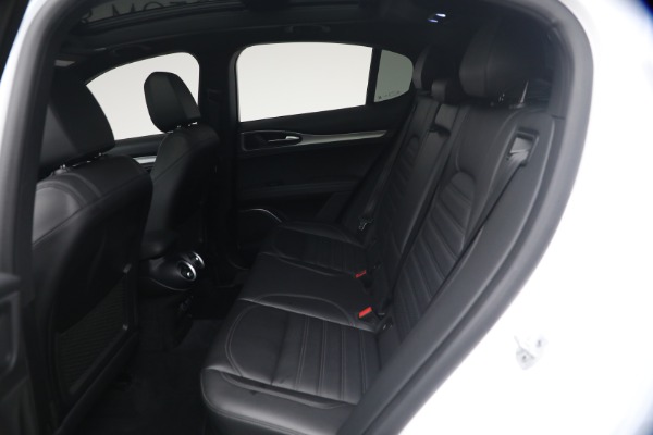 Used 2023 Alfa Romeo Stelvio Veloce for sale $32,900 at Bentley Greenwich in Greenwich CT 06830 21