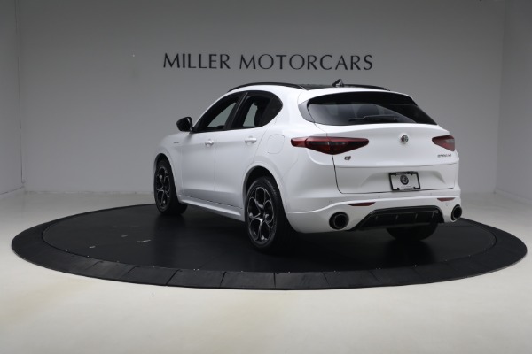 Used 2023 Alfa Romeo Stelvio Veloce for sale $32,900 at Bentley Greenwich in Greenwich CT 06830 4