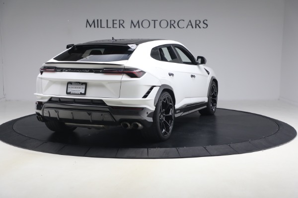 Used 2024 Lamborghini Urus Performante for sale $289,900 at Bentley Greenwich in Greenwich CT 06830 8