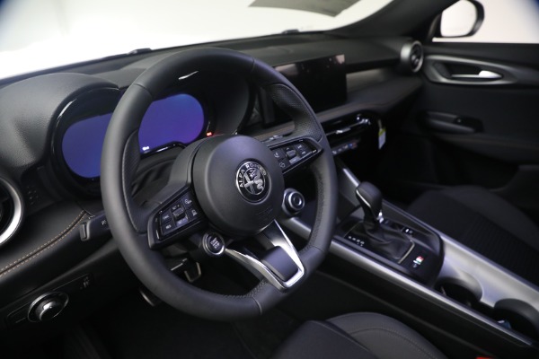 New 2026 Alfa Romeo Tonale Sprint for sale $44,440 at Bentley Greenwich in Greenwich CT 06830 12