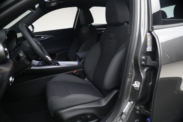 New 2026 Alfa Romeo Tonale Sprint for sale $44,440 at Bentley Greenwich in Greenwich CT 06830 14