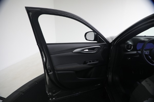 New 2026 Alfa Romeo Tonale Sprint for sale $44,440 at Bentley Greenwich in Greenwich CT 06830 22