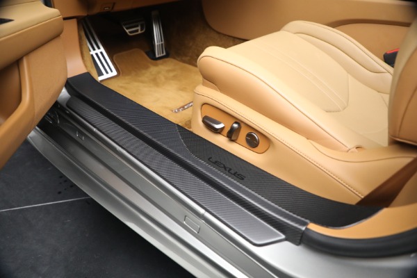 Used 2021 Lexus LC 500 Convertible for sale $99,900 at Bentley Greenwich in Greenwich CT 06830 16