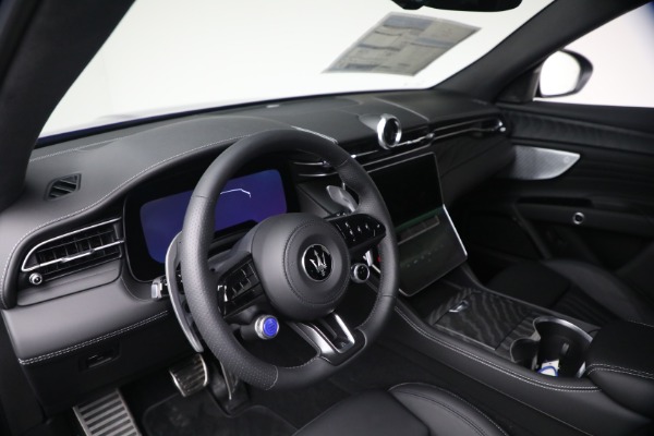 New 2026 Maserati Grecale Modena V6 for sale $92,055 at Bentley Greenwich in Greenwich CT 06830 13