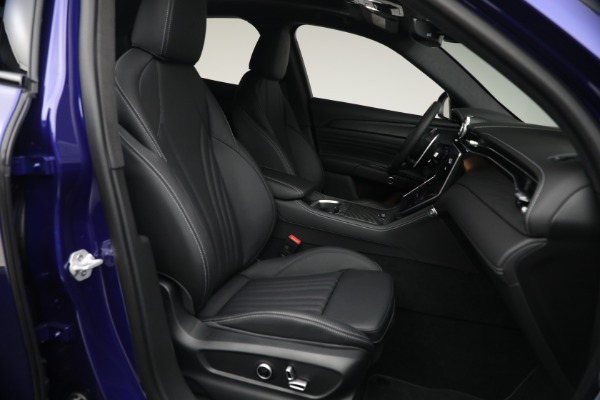 New 2026 Maserati Grecale Modena V6 for sale $92,055 at Bentley Greenwich in Greenwich CT 06830 17