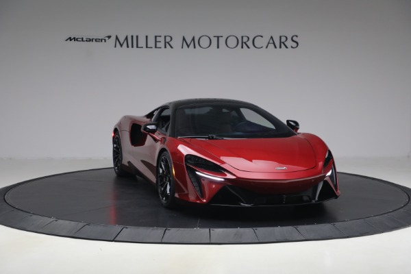 Used 2024 McLaren Artura TechLux for sale $182,900 at Bentley Greenwich in Greenwich CT 06830 11