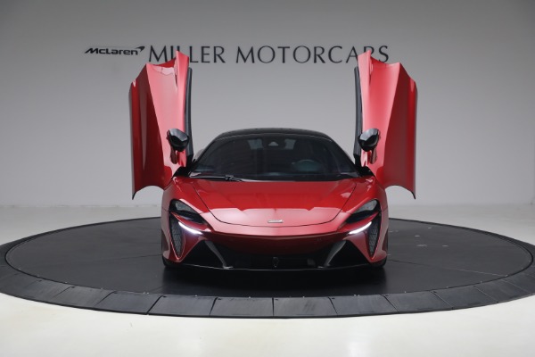 Used 2024 McLaren Artura TechLux for sale $182,900 at Bentley Greenwich in Greenwich CT 06830 13
