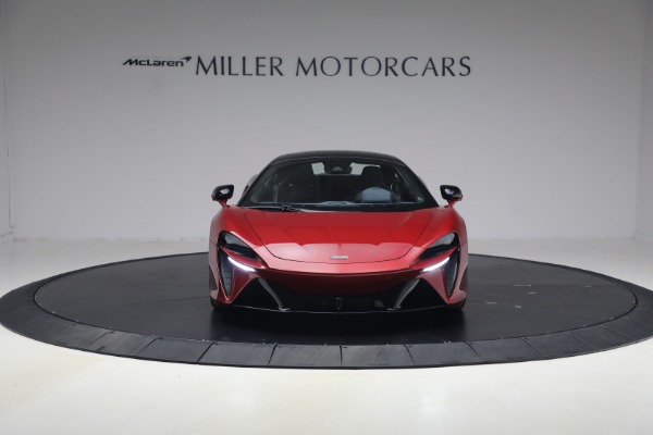 Used 2023 McLaren Artura Performance for sale $179,900 at Bentley Greenwich in Greenwich CT 06830 12